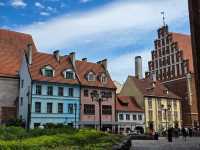 Discovering the Historic and Vibrant Streets of Riga