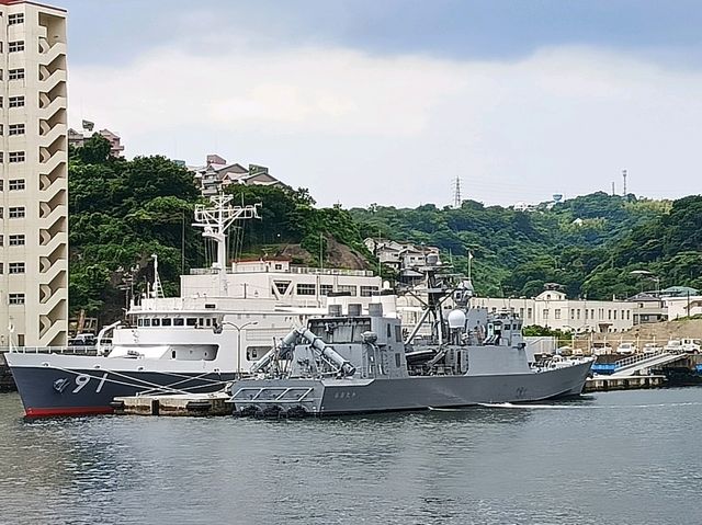 橫須賀軍港巡遊