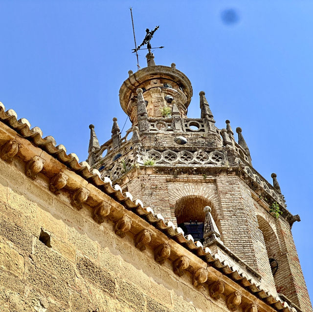 龍達🇪🇸巨人之家（Casa del Gigante）