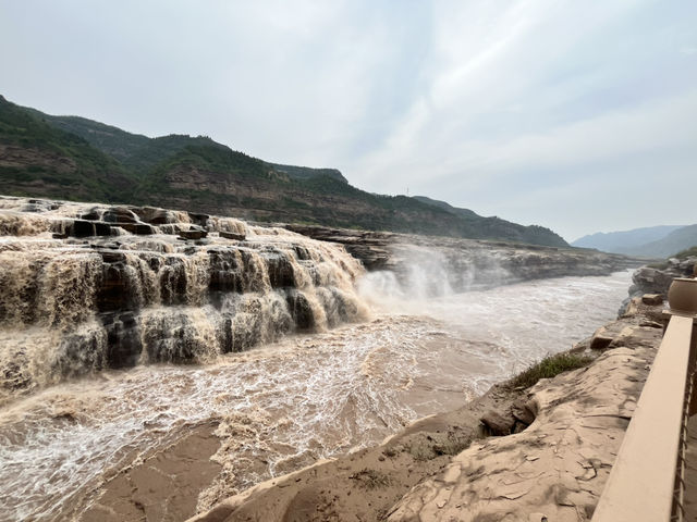 🌊 Hukou Waterfall — The Roaring Power of the Yellow River
