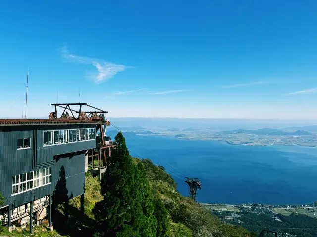 琵琶湖觀景台:心曠神怡的絕佳視野 🌅✨