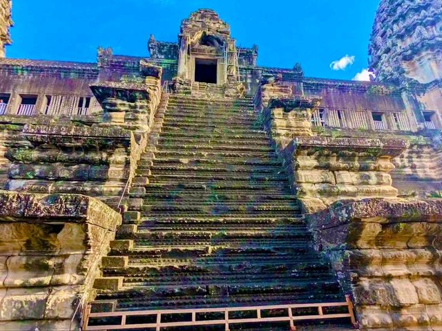 壯麗日出下的世界奇觀──吳哥窟 Angkor Wat