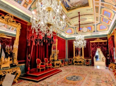 Impressive and Surprising Palaces of Various Styles