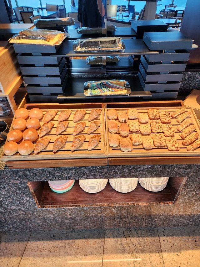 🥐 괌 츠바키타워, 라운지 모닝 커피 타임에서 시작한 아침