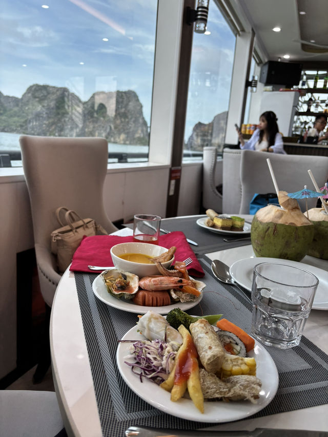 My Halong Bay Cruising Experience – A Must-Do in Vietnam 🇻🇳✨