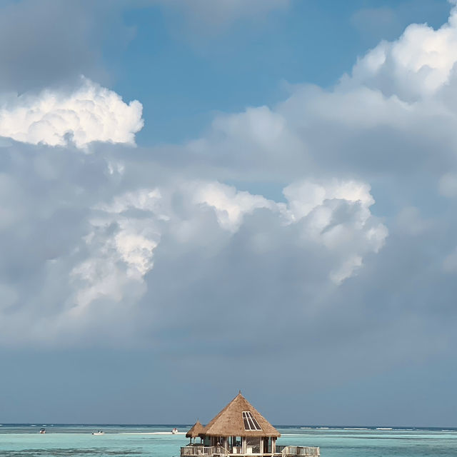 🌴 Maafushi Island, Maldives — Paradise with a Local Touch 🌴 Maafushi Island, Maldives — Paradise with a Local Touch