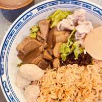 ก๋วยเตี๋ยวหมูที่ห้ามพลาด- ถนนทรงวาด