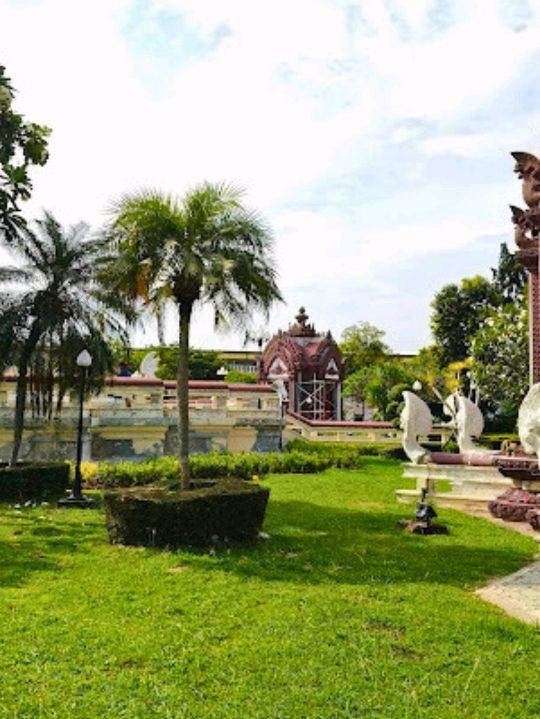 🌻 ศาลหลักเมืองประจวบคีรีขันธ์