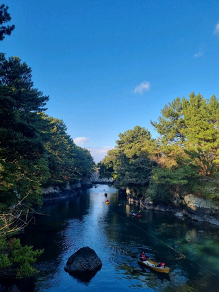 에메랄드빛 물 위를 둥둥, 쇠소깍 테우 체험 완전 정복! 🛶
