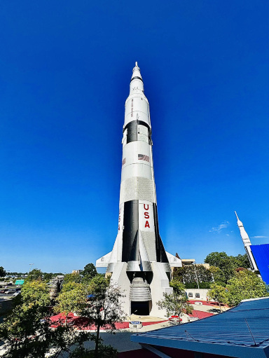 アラバマ州観光］マーシャル宇宙飛行センターで巨大なロケットをリアル