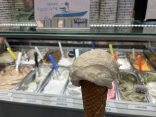 Italy Como Food Review: The World's Best Coconut Gelato.