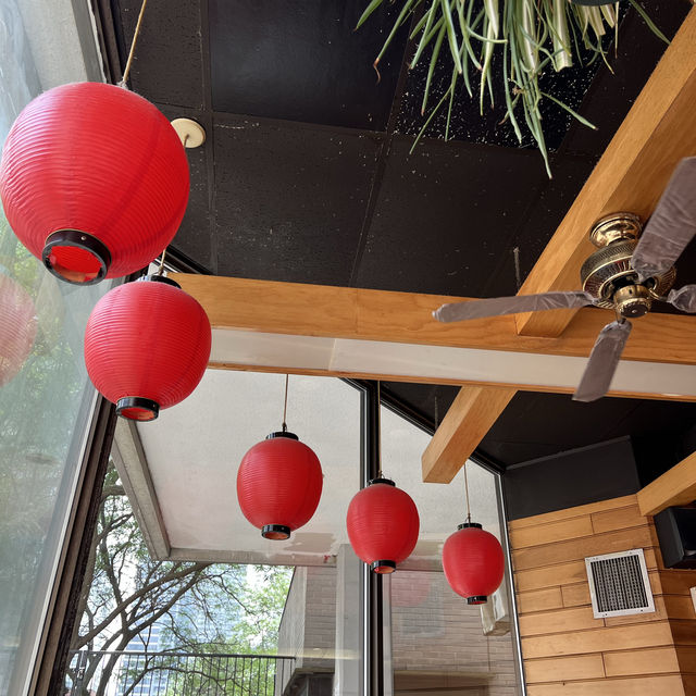 名店街附近的日式什錦燒