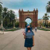 Arc de Triomf in Barcelona is great for photos 🇪🇸