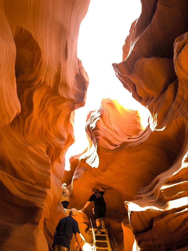 Lower Antelope Canyon