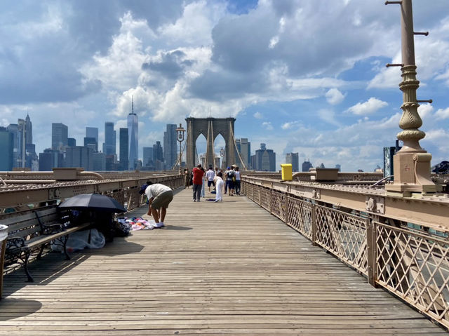 漫步紐約布魯克林大橋🌉✨感受建築魅力與城景之美✨