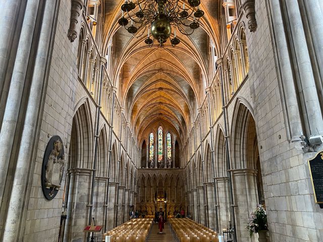 Reflective Visit to Southwark Cathedral ⛪🌿