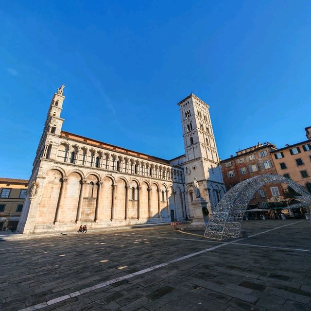 a short trip to Lucca