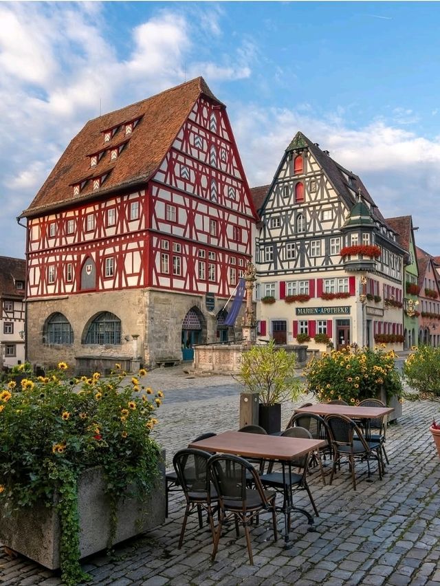 🏰🌸 “Time-Travel in Timber: Rothenburg’s Fairytale Streets” 🇩🇪