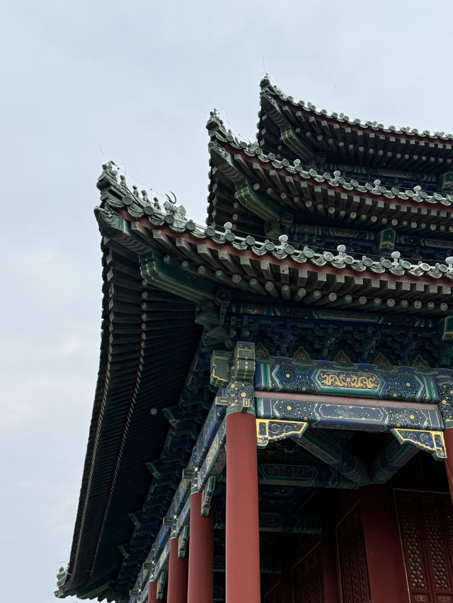 Парк Цзиншань — сердце Пекина с видом на Запретный город! 🏯