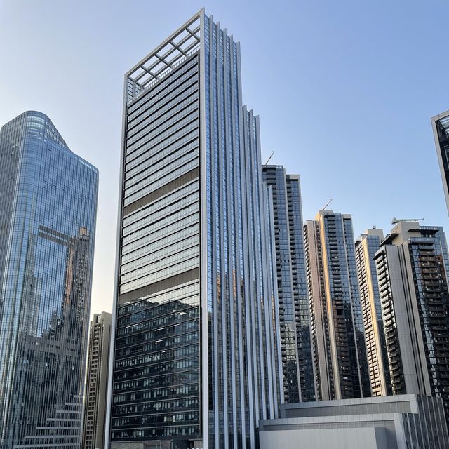 A beautiful modern mall in Shenzhen 