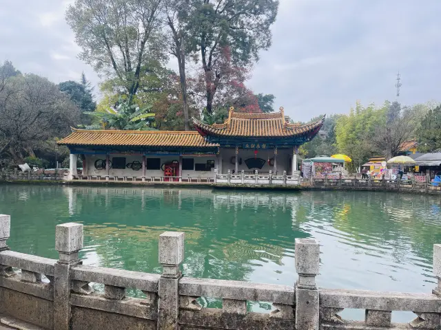 Black Dragon Pool in Kunming