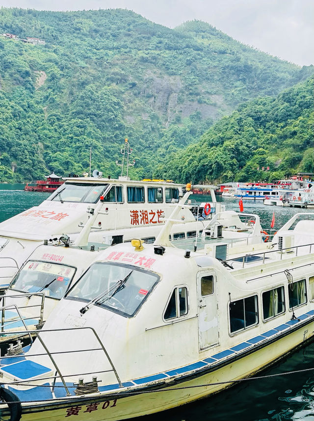 換一個玩法乘船覽東江湖美景