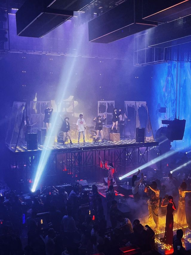 演唱會既視感🎵氛圍敲好的live house