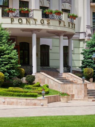🏨✨ Yessentuki's Hidden Gem: Hotel Pontos Plaza 🌄