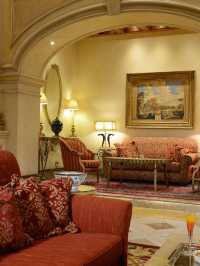 🌟✈️ Luxe Layovers: Emperors Palace's Finest! 🏨👑