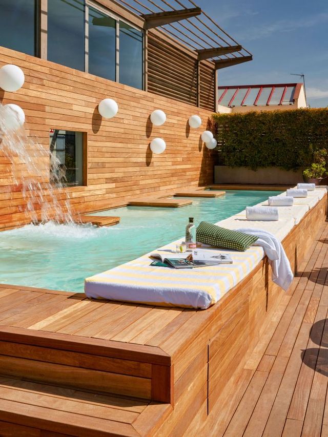 🌟 Barcelona's Chic Retreat: Sir Victor Hotel 🌟