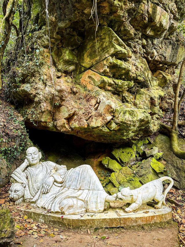 雲南昆明青龍峽丨體驗徒步旅行的快樂。