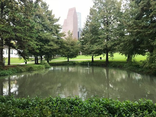 美國歷史的靜謐角落 薩姆·休斯頓公園。