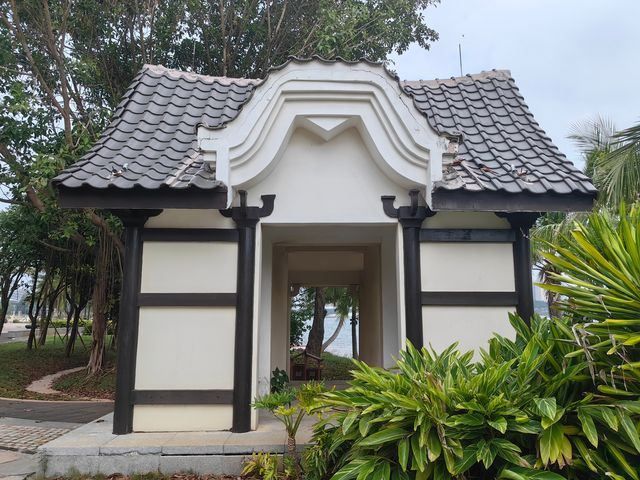 住在二號島，玩在一號島。。