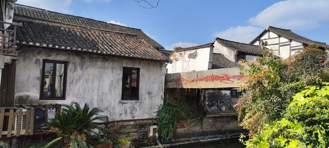 逛逛歇馬橋，體驗慢生活。