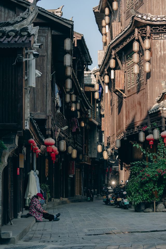 看了沈從文的《邊城》，我來到了這個邊城小鎮