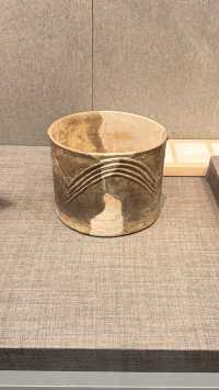 又一部「立體」史書