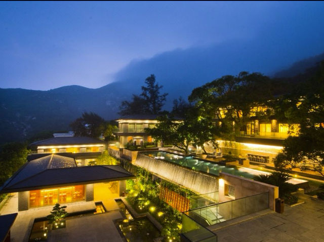 **【高空雲端奢華享受】珠海靜雲山莊無邊泳池酒店體驗**  