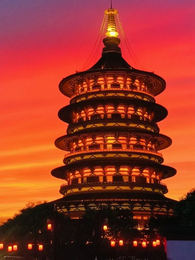 洛陽，左手盛唐，右手煙火
