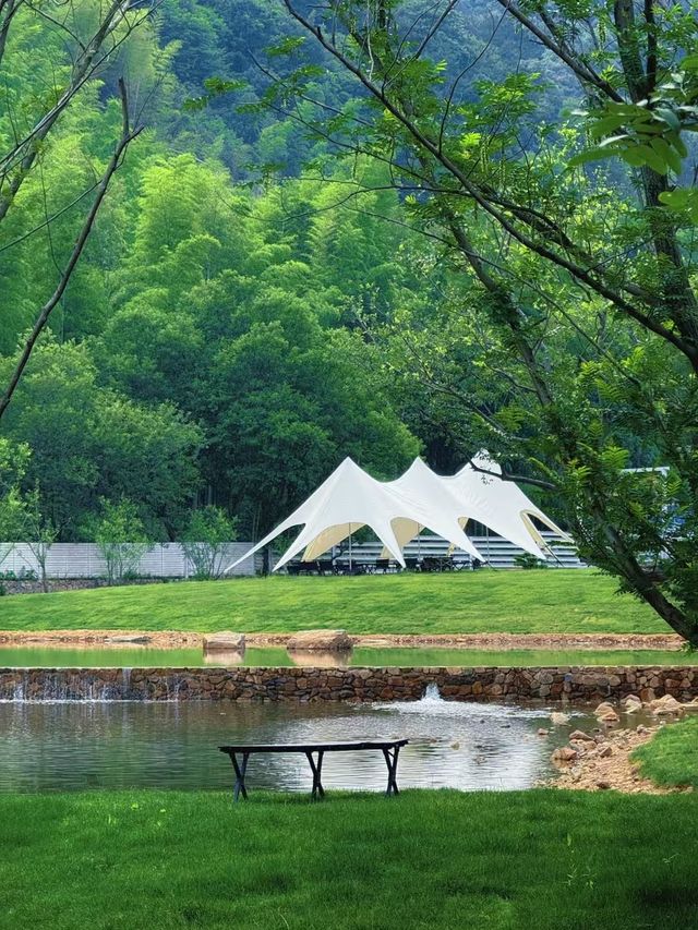 這個夏天住進可以玩水的酒店裏（湖州原鄉了雷迪森莊園）