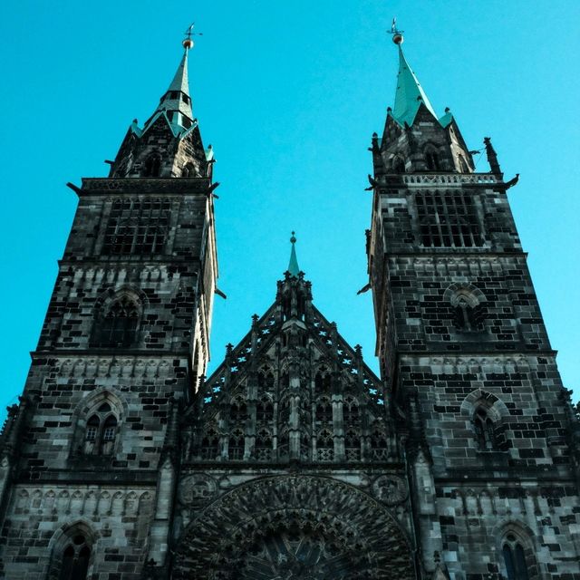 ⛪ St. Lorenz Church, Nuremberg – Gothic Splendor in the Old Town