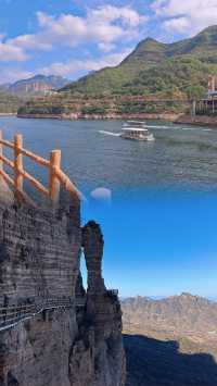 帶娃爬山必去!邯鄲紅葉景點推薦|河北東太行丹霞地貌絕了