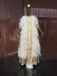 美到我在展館裡「哇」出了聲