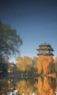 此刻大明湖 像是被打翻的調色盤映射在人間