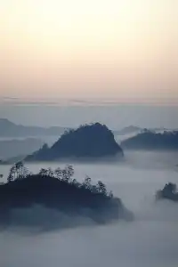 大自然的鬼斧神工和日出雲海