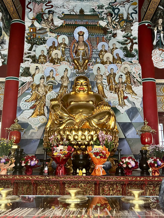 兩大寺廟，兩種信仰，盡在西安市中心 (Xi’an)。