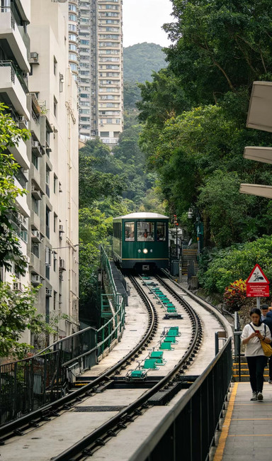 香港 山頂纜車第五代 山頂ケーブルカー 太平山頂ケーブルカー | Trip.com 香港