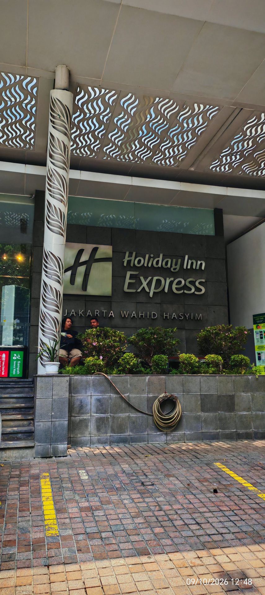 Warm Hospitality and Convenient Location