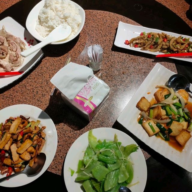 很好吃的客家食堂-龍鳳饌