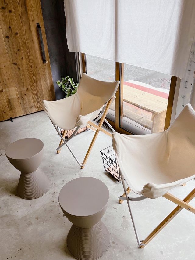 【福岡カフェ】無機質で魅力的な福岡のカフェ☕️ 【福岡カフェ】無機質で魅力的な福岡のカフェ☕️