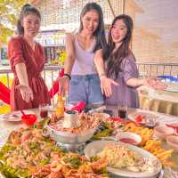 The Giant Seafood Platter-Hai Yong Seafood